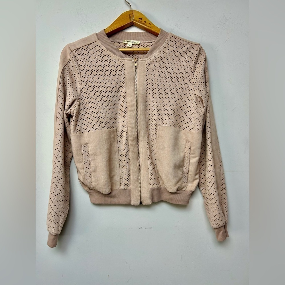 ALYTHEA Faux Suede Cream Beige Long Sleeve Full zip Crop Jacket size M